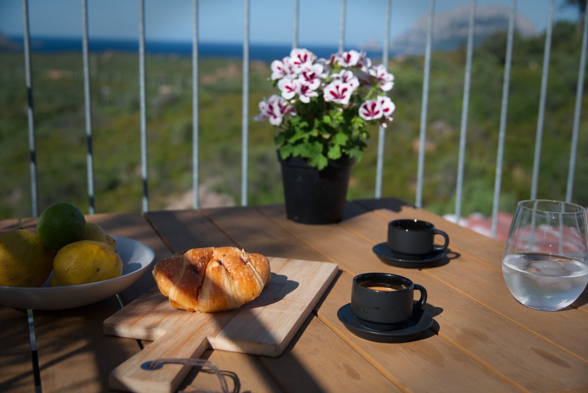 Cornetto and the Sea